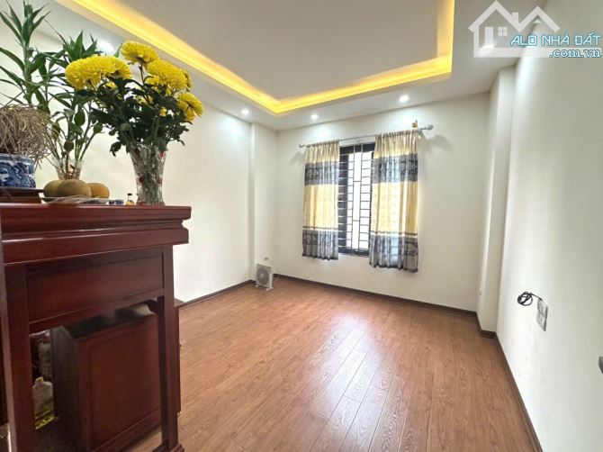 An Dương Vương, 5 Tầng, gần phố, Wiew nhà văn hóa, full nội thất, Chào  6.5 tỉ - 6