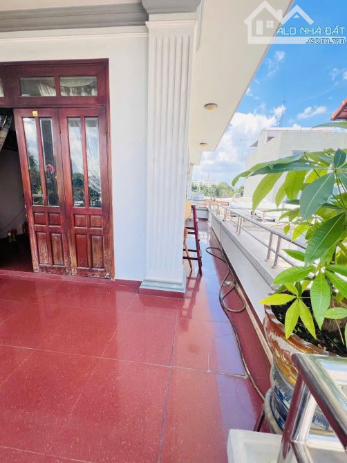 BIỆT THỰ MẶT TIỀN TRƯƠNG VĂN THÀNH, DT 415M²(NGANG 13M), KINH DOANH ĐỈNH - 6