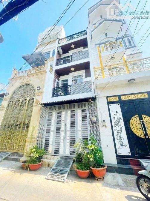 🧨 NHÀ ĐẸP GIÁP QUẬN 6, GẦN CHỢ BÌNH TRỊ ĐÔNG - 48M2, 4 TẦNG - HẺM 6M XE HƠI THÔNG👉5 TỶ 2 - 6