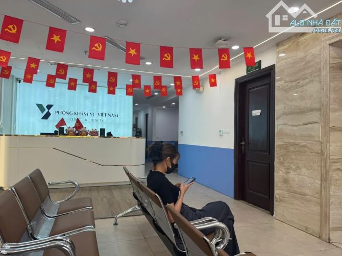 Cần bán toà văn phòng mặt phố Bùi Thị Xuân diện tích 140m2 x 12 tầng MT 7,5m giá 148 tỷ - 6