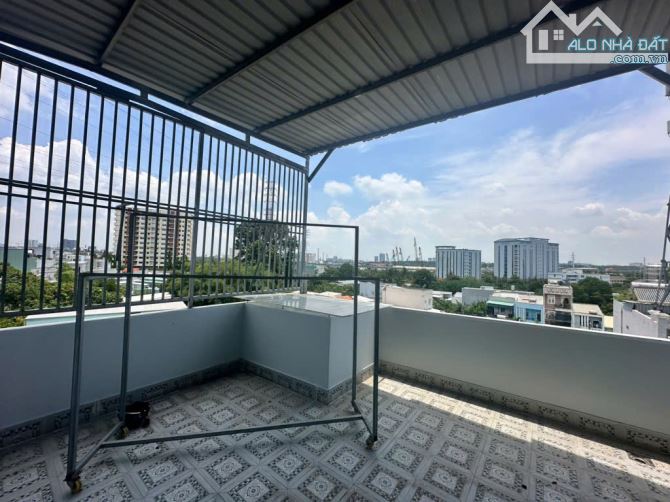 SIÊU PHẨM 3TẦNG MỚI ĐẸP,DT67M(4.5x15)NGAY VINCOME LÊ VĂN VIỆT QUẬN 9,HẺM XE HƠI,CHỈ 7.7TỶ - 6