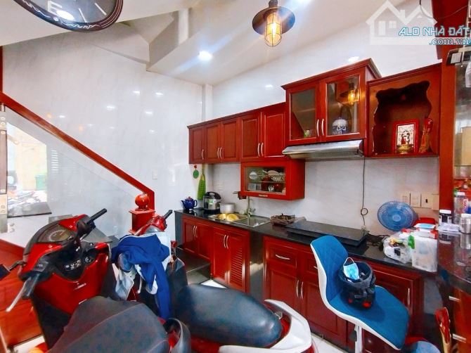 BÁN NHÀ HẺM XE HƠI NHÀ ĐẸP LUNG LINH  NGAY TÔ HIỆU 29m2 -4 TẦNG  CHỈ 4 tỷ 5 - 6