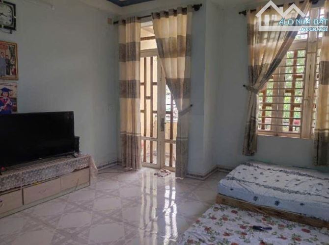 MẶT TIỀN Nhà 3 tầng đường THẠNH LỘC 41 phường THẠNH LỘC, Q12 dt 90m2 (5mx23m) 💵 6,5tỷ. - 7