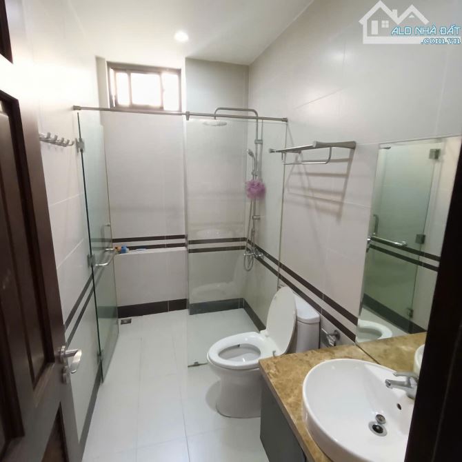 Chính chủ bán nhà MT Trần Quốc Thảo Q3-3 tầng- 52m-Giá 19 tỷ - 9