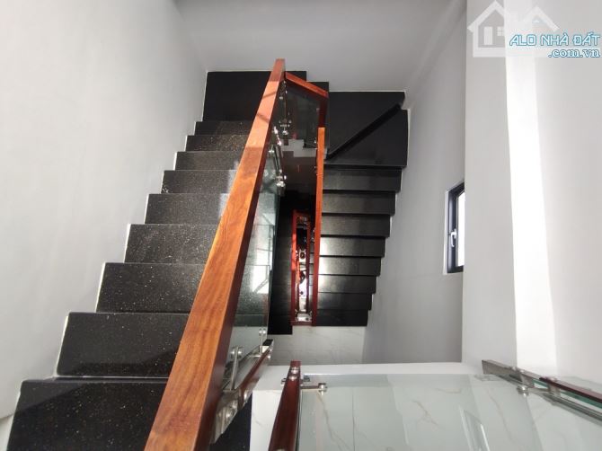 BÁN NHÀ HẺM XE HƠI NHÀ ĐẸP LUNG LINH  NGAY TÔ HIỆU 29m2 -4 TẦNG  CHỈ 4 tỷ 5 - 9