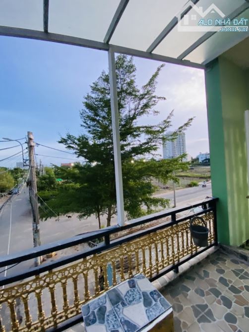 NHÀ 3 TẦNG MT ĐƯỜNG 8M, KDC SAIGON MỚI, NHỈNH 7 TỶ - 9