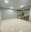 Hiếm, Xe hơi ngủ trong nhà - Lã Xuân Oai, Lê Văn Việt, TNPA, 73m2, 2tầng - Chỉ 5.7tỷ TL.