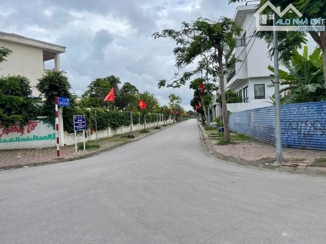 🌳Bán 143.7m2 đất biệt thự mặt đường cạnh TĐC Sao Sáng - đối diện ủy ban phường Thành Tô
