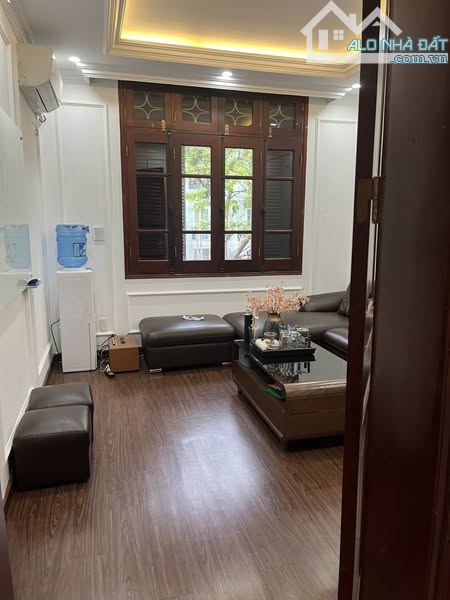 Biệt thự KĐT Mỹ Đình 2 phố Bùi Xuân Phái Nam Từ Liêm. Sổ 200m, 4 tầng MT10m Giá 63 tỷ