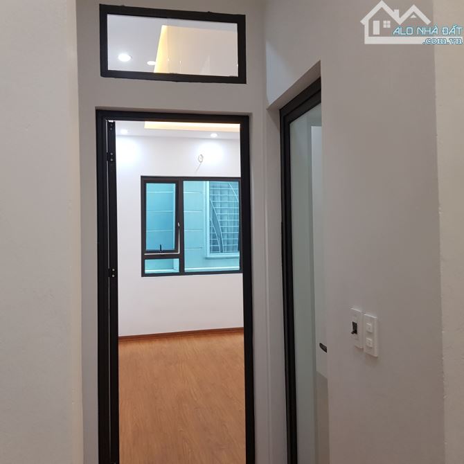 BÁN NHÀ MIÊU NHA TÂY MỖ NAM TỪ LIÊM 33M2 5 TẦNG 3 PHÒNG KK NHÀ MỚI GẦN PHỐ MONING ĐỖ CỬA.