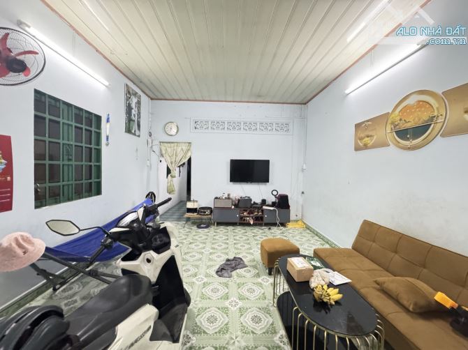 Bán nhà hẻm xe hơi Đường 160 Lã Xuân Oai Tăng Nhơn Phú A, 90m2 ngang 5.3m, chỉ 6 tỷ X