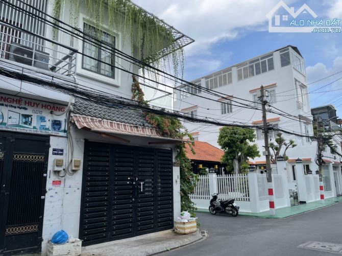 Bán nhà ngay Phan Huy Ích, Huỳnh Văn Nghệ, Phường 15, Tân Bình, Dt 4 x 17m, hẻm 6m, 8.8Tỷ