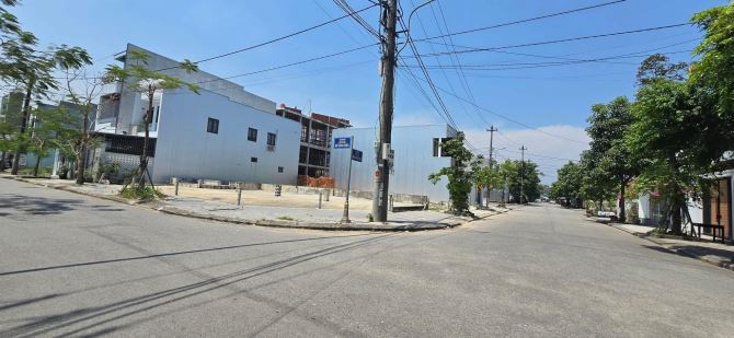 CẦN BÁN 2 MẶT TIỀN KQH BÀU VÁ - ĐỒNG KHỞI