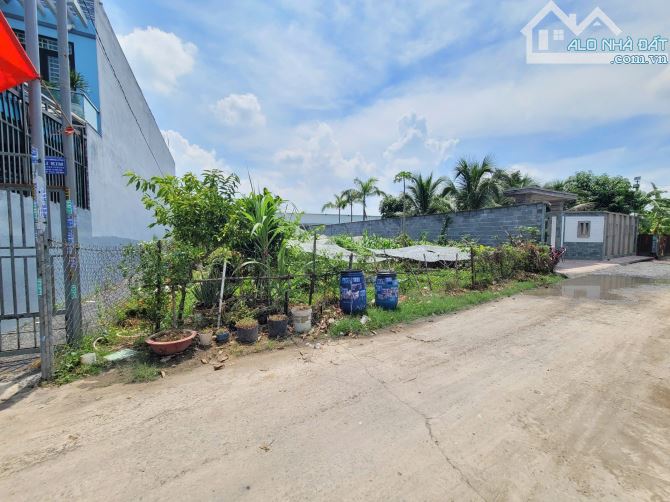 Bán đất 4.3x28m, hẻm Vũng Việt P.Tân Đông Hiệp gần chợ Tân Long