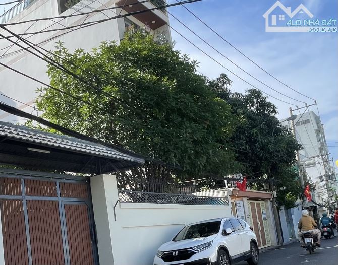 Bán nhà quận 7, xe hơi ngủ trong nhà, 4.5x15m, chỉ 6 tỷ