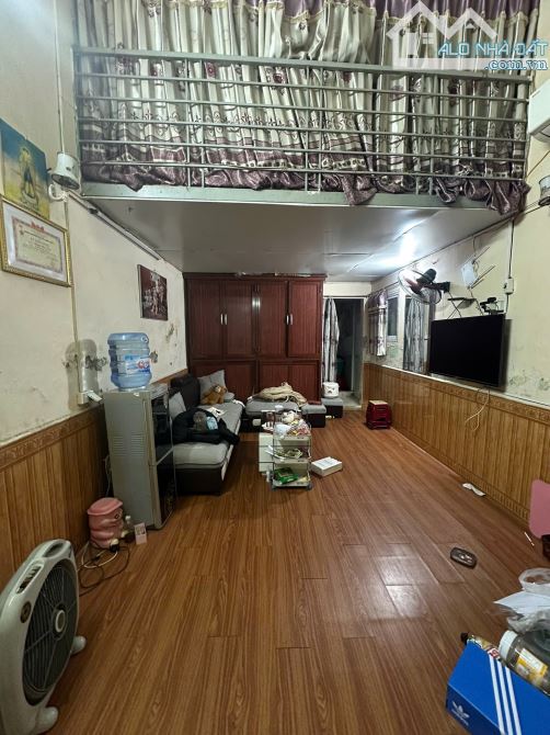 CC BÁN ĐẤT TẶNG NHÀ 2 TẦNG-THỬA ĐẤT VUÔNG ĐẸP-2THOÁNG-KIM NGƯU -GIÁ ĐẦU TƯ