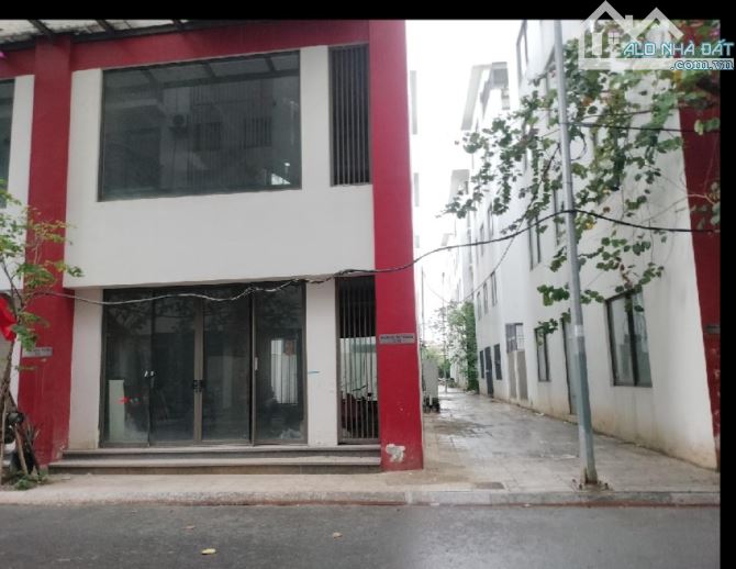 Lk Khai Sơn. Ngọc Thụy/ 100 m2/ 28.2 Tỷ/ 6 Tầng/ 6.2 M tiền