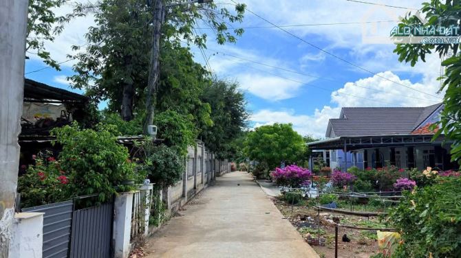🏡 BÁN NHÀ THỊ TRẤN ĐẤT ĐỎ – GIÁ TỐT CHỈ 1 TỶ 290 TRIỆU