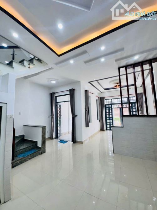 🆘Chủ giảm chào. Chốt ngay!
☘️Nhà Thạnh Lộc 37 đường ô tô 5m- 2 tầng ngang khủng 6m- 4,38