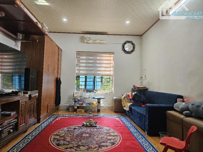 Bán nhà Đông Anh, ô tô đỗ, nội thất đẹp, về ở ngay, giá hơn 1 tỷ