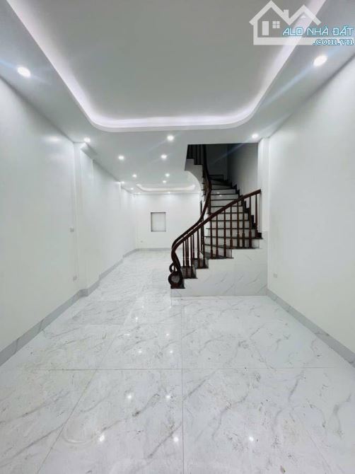 Cần bán nhà 5 tầng Yên Bệ-Kim chung Hoài Đức.nhà mới king koong giá chỉ nhỉnh 4 tỷ