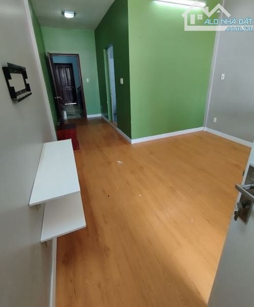 Bán nhà mặt tiền Tạ Quang Bửu Phường 4 Quận 8. Vị trí kinh doanh sẫm uất, gần TTTM Parc Ma