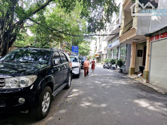 HIẾM - CĂN HỘ DỊCH VỤ 8 PHÒNG TẠI LÊ LỢI, HÀ ĐÔNG - DÒNG TIỀN TỐT- GẦN Ô TÔ - TIỆN ÍCH