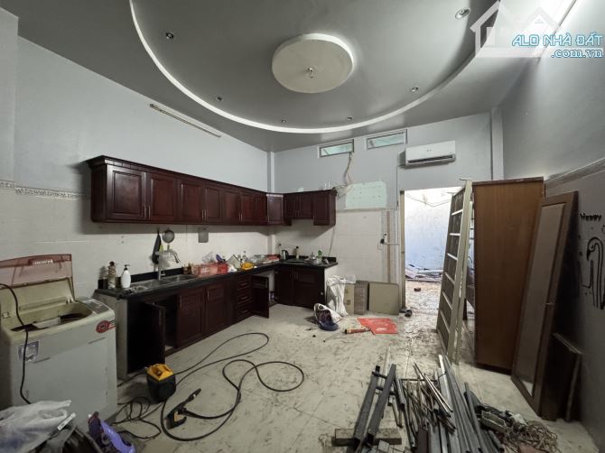 Bán nhà hẻm xe hơi thông Lã Xuân Oai Tăng Nhơn Phú A, 90m2, 3 tầng, ngang 4.5, 9 tỷ 3 - 1