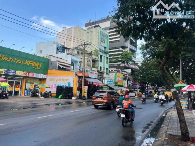 Mặt Tiền 40 TỶ Hoà Bình, Quận 11, TP Hcm Ngang 8,4 Mét Nở Hậu 13,5 mét - 1