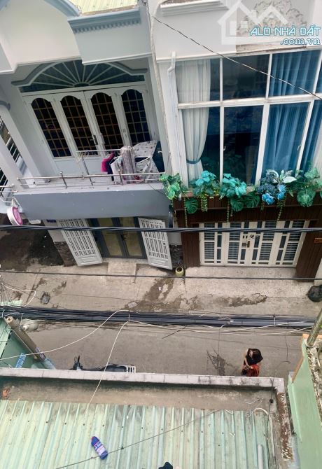 BÁN NHÀ 5 TẦNG MỚI CỨNG – HẺM XE HƠI – NGANG 4.5M – SÁT MẶT TIỀN PHAN HUY ÍCH CHỈ 6 TỶ HƠN - 1