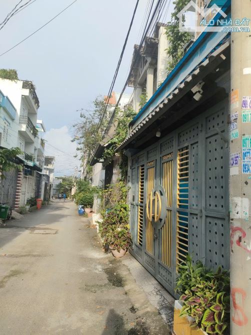 "Bán nhà 3 tầng tặng nội thất - Đường Đinh Phong Phú - Tăng Nhơn Phú B -  Q 9 .Giá nhỉnh n - 1