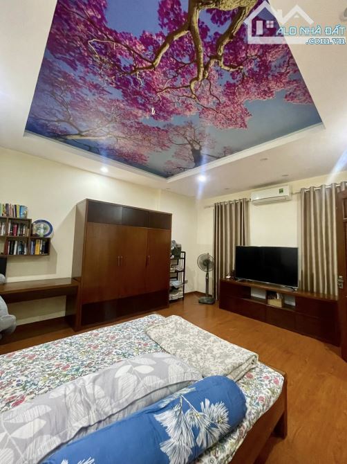 264 Nguyễn Trãi - Lô góc, 3 thoáng, ngõ ô tô, cổng trường ĐH - 95m2, 5 tầng TM - 24.5tỷ. - 1