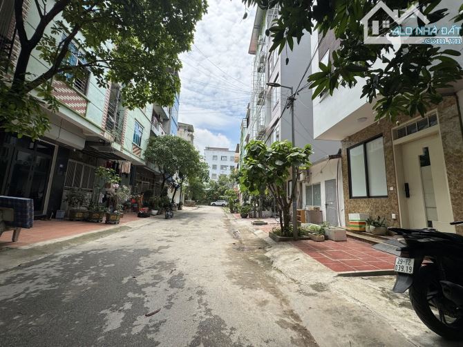 ĐẤT PHÂN LÔ PHÚ DIỄN, 2 MẶT TIỀN TRƯỚC SAU ĐƯỜNG 8m VỈA HÈ 5, 48m MT 3.8m 12 Tỷ - 1