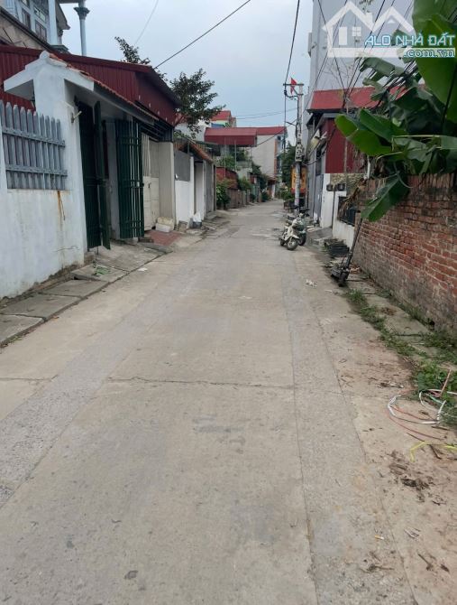 Bán đất Tiền Phong - Mê linh. 4,15 tỷ o to morning đỗ cửa. - 2
