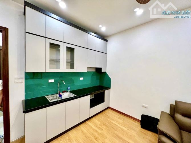 TẬP THỂ 60M2 - 2 NGỦ - FULL NỘI THẤT - CẠNH HỒ HOÀN KIẾM - CHỈ HƠN 2 TỶ - 2