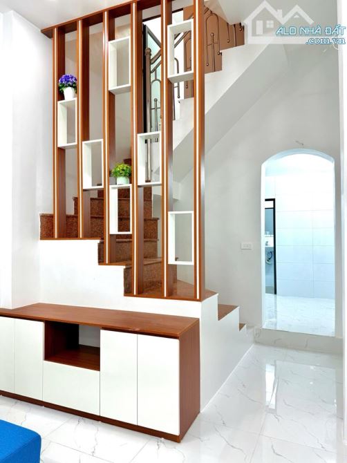 NHÀ ĐẸP Ở LUÔN 5 TẦNG 40M2 - 10M RA HỒ VĂN CHƯƠNG - FULL NỘI THẤT - NGÕ THÔNG THOÁNG - 2
