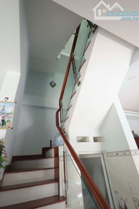 Nhà 3 Tầng  đường THẠNH LỘC 37, phường THẠNH LỘC, Q12, dt 53m2 (5mx11m)💵5,4tỷ - 2