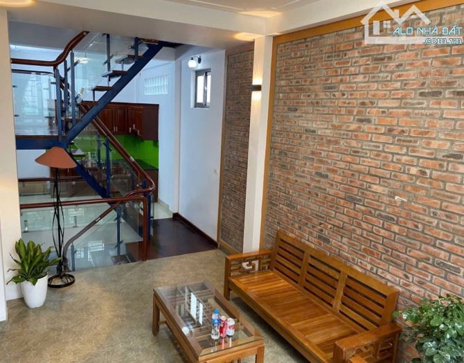 Bán Gấp Nhà Ngọc Thụy 33m 5 Tầng Chỉ 7.6 Tỷ Gara Ô Tô, Ngõ Thông - 2