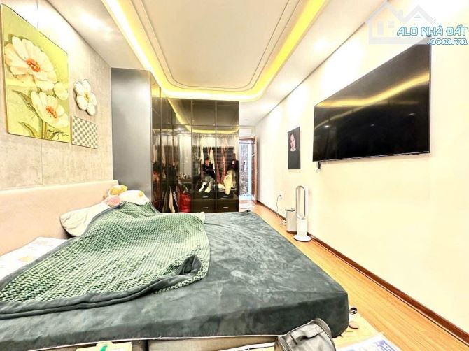 Bán nhà Bùi Sương Trạch: 6 tầng hiện đại, diện tích lý tưởng, giá tốt nhất thị trường!" - 2