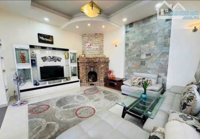 CẦN BÁN BIỆT THỰ VIEW ĐẸP ĐÀ LẠT TẠI PHƯỜNG 3 TRIỆU VIỆT VƯƠNG - 2