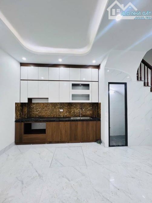 Cần bán nhà 5 tầng Yên Bệ-Kim chung Hoài Đức.nhà mới king koong giá chỉ nhỉnh 4 tỷ - 2