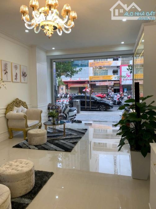 Bán nhà 5 tầng đường Nguyễn Văn Linh - Gần cổng sân bay - 2
