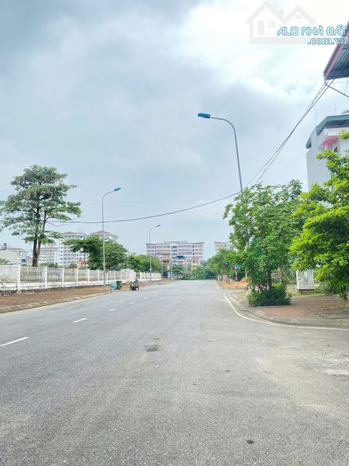 Nhà liền kề 5tầng- khu TĐC Trâu Quỳ - 71m - 14tỷ - 2