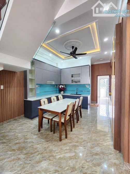 Kẹt Tiền Bán Nhà TP Dĩ An ,DT:76m2,4Tầng, 4x19 giá 6,5tỷ - 3