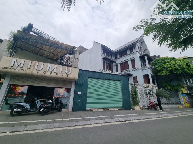 49.9 TỶ - MẶT PHỐ HỒ TÂY - NGUYỄN ĐÌNH THI - 101M2, MT 6.5M