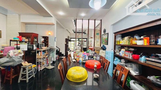 Biệt thự gần nhà ga T3 Văn Chung P.13 Tân Bình 7.2 x 21 giá 24.3 tỷ - 3