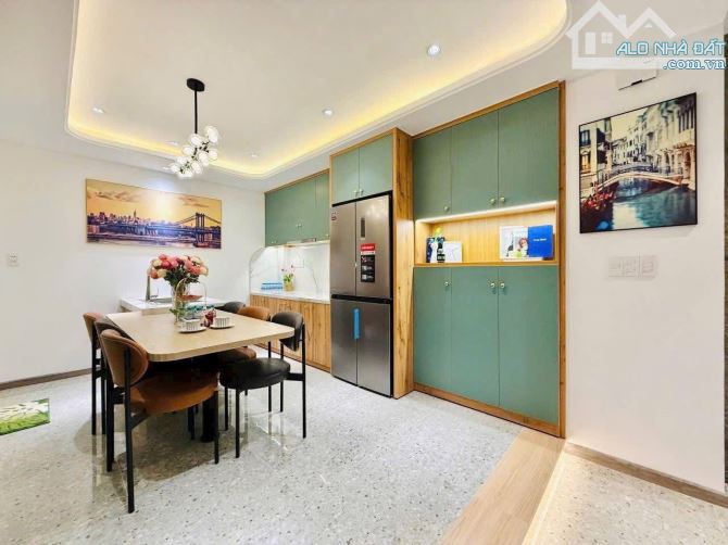 CÔ 8 cần bán nhà Nguyễn Thái Bình,quận 1 .Giá 4tỉ550/72m2.Sổ hồng riêng. - 3