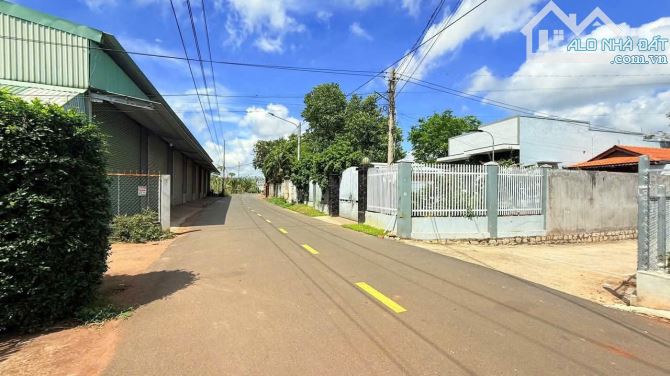 🏡 BÁN NHÀ THỊ TRẤN ĐẤT ĐỎ – GIÁ TỐT CHỈ 1 TỶ 290 TRIỆU - 3
