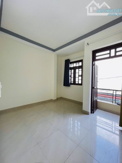 BÁN NHÀ PHAN HUY ÍCH, GẦN EMART, 3PN, NGANG 4.3m, HẺM XE HƠI 1 TRỤC, 5 TỶ NHỈNH NHẸ - 3