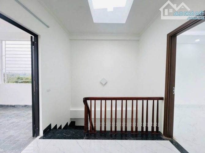 Cần bán nhà 5 tầng Yên Bệ-Kim chung Hoài Đức.nhà mới king koong giá chỉ nhỉnh 4 tỷ - 3